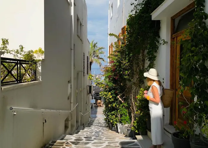 Ammos At Amazeu Suites Naxos